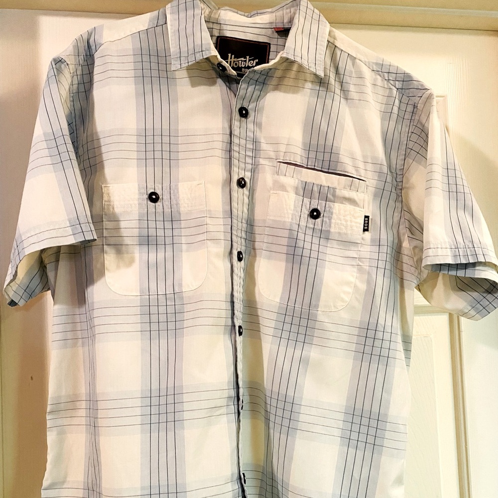 Howler Bros Short Sleeve Shirt (Medium)